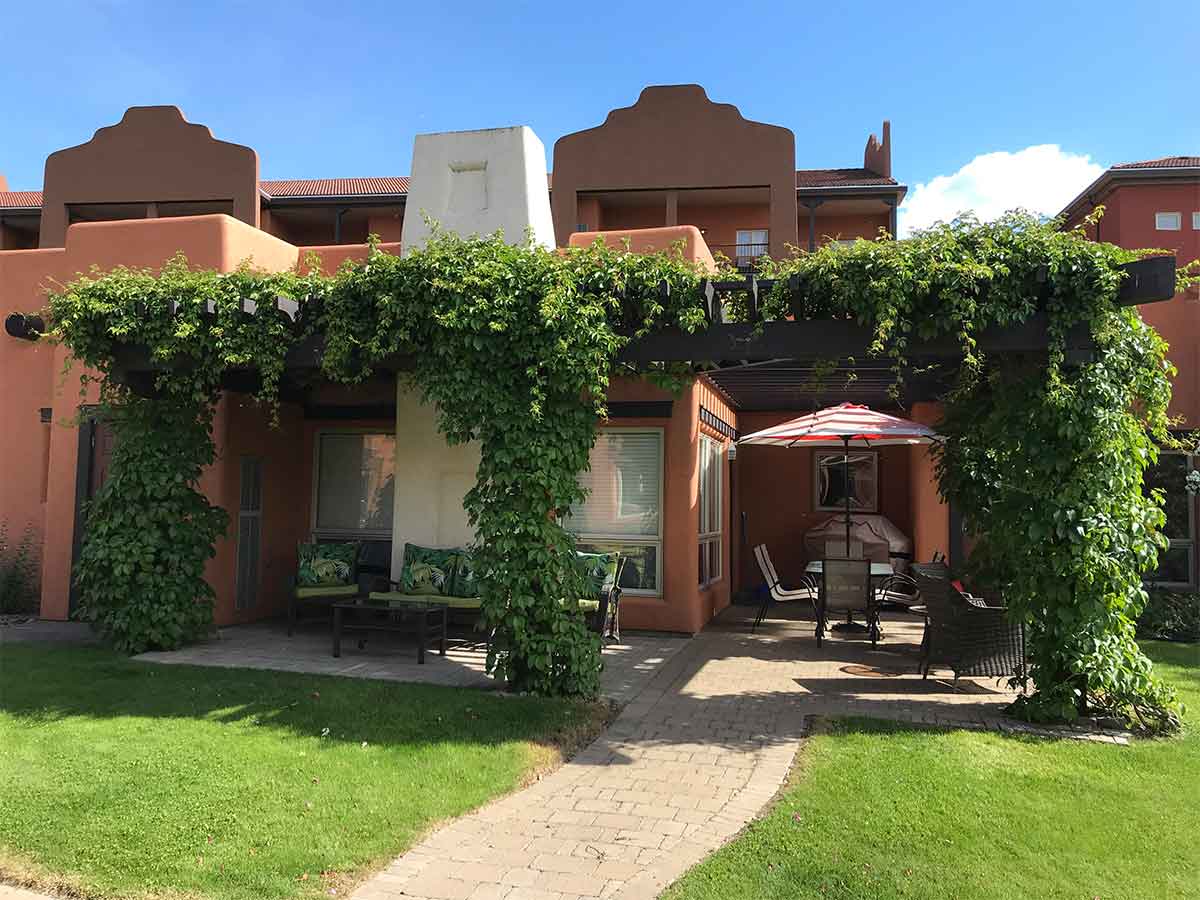 Unit 11 - Lakeshore Villas Resort Osoyoos