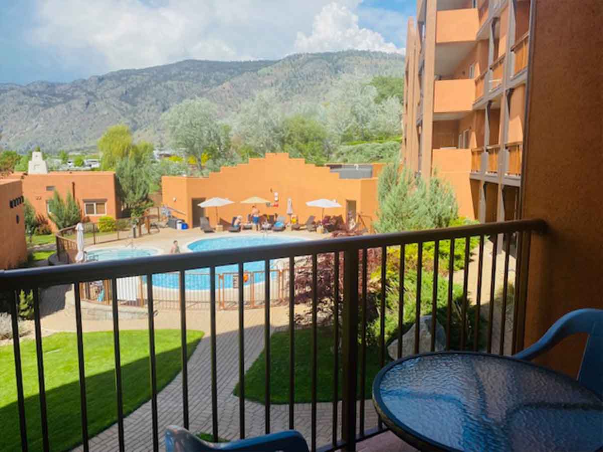 Unit 106 Lakeshore Villas Resort